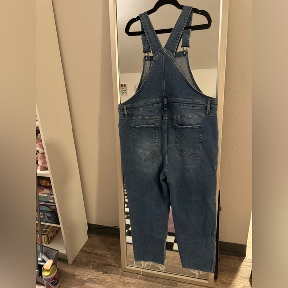 Ava & Viv overalls - Picture 4 of 4